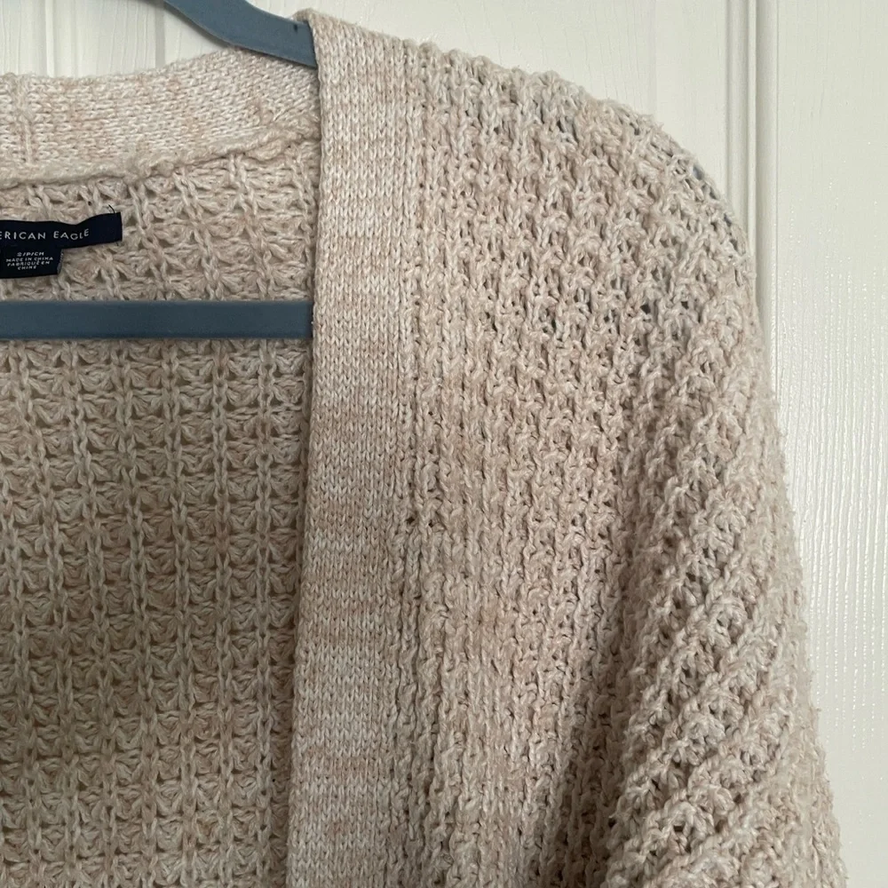 American Eagle Outfitters Cream Size Small Button-Up Knit Cardigan